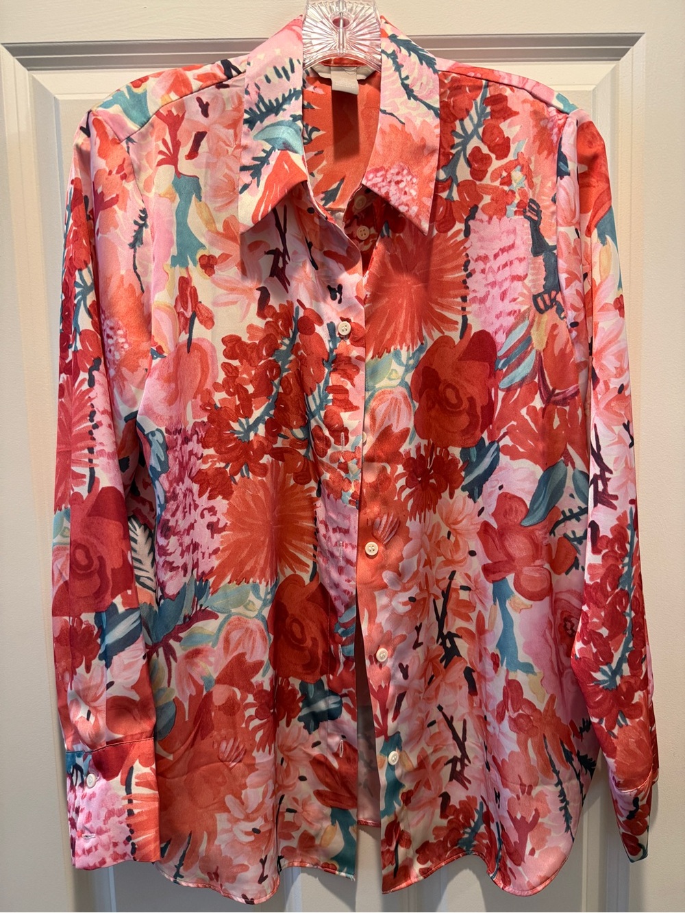 H&M Floral Button-Up Blouse Size M